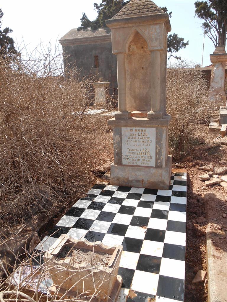 8-Cimetiere chretiend'Arzew.JPG -           